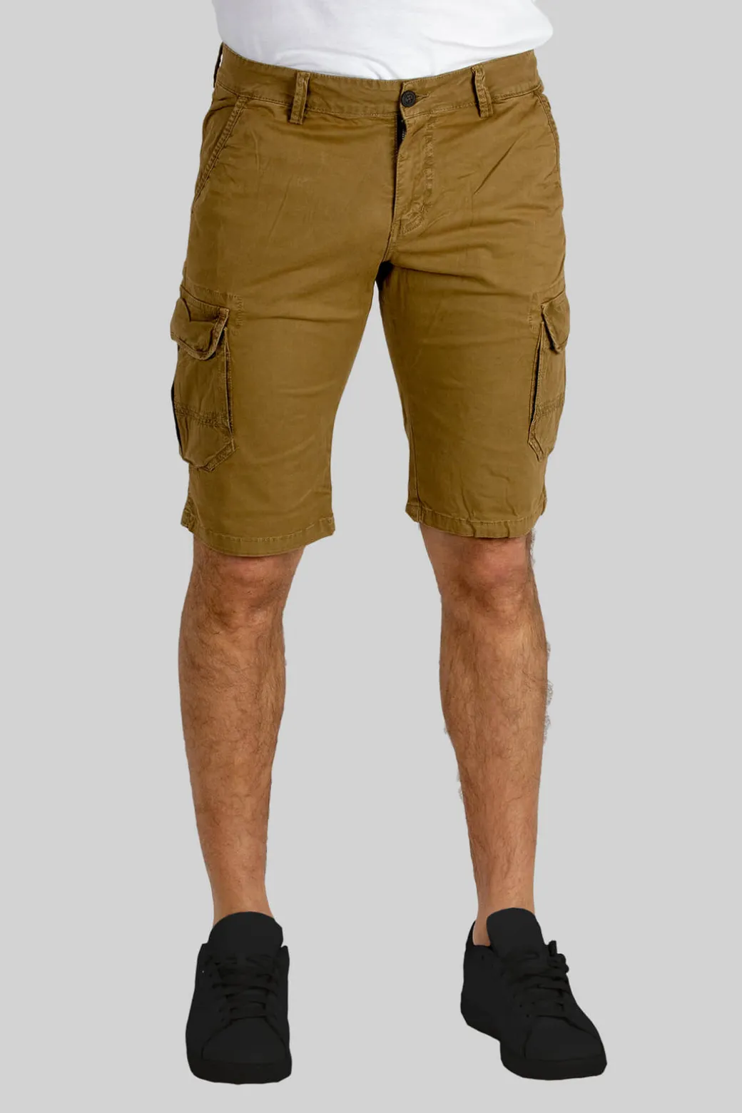 Bermuda uomo modello cargo in puro cotone