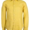 Camicia collo classico in puro lino colore senape con logo ricamato sul cuore
