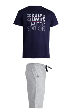 Completo con t-shirt con stampa e pantaloncino con logo ricamato