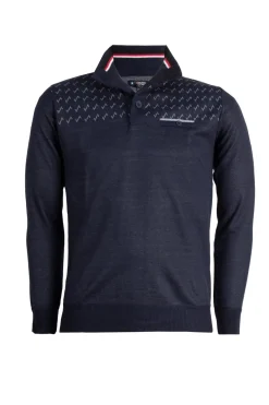 Pullover con collo alto chiuso da bottoni, trama fantasia e taschino sul petto